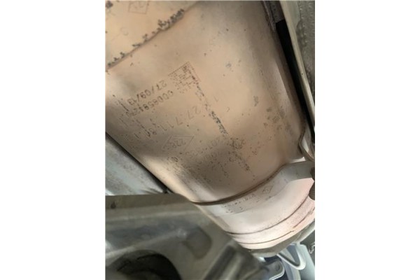 Recambio de catalizador para renault grand scénic iii (jz0/1_) 1.5 dci referencia OEM IAM 208A07816R 8201335100 