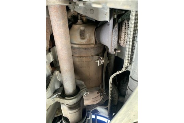 Recambio de catalizador para renault grand scénic iii (jz0/1_) 1.5 dci referencia OEM IAM 208A07816R 8201335100 