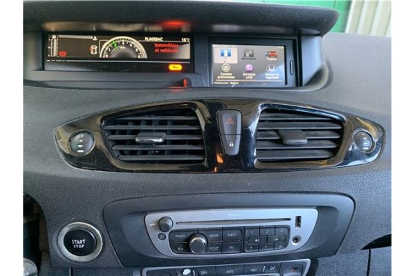 Recambio de consola para renault grand scénic iii (jz0/1_) 1.5 dci referencia OEM IAM 682600035R 252100502R 