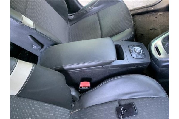 Recambio de consola para renault grand scénic iii (jz0/1_) 1.5 dci referencia OEM IAM 7711426456  