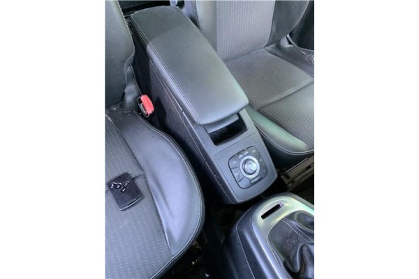Recambio de consola para renault grand scénic iii (jz0/1_) 1.5 dci referencia OEM IAM 7711426456  