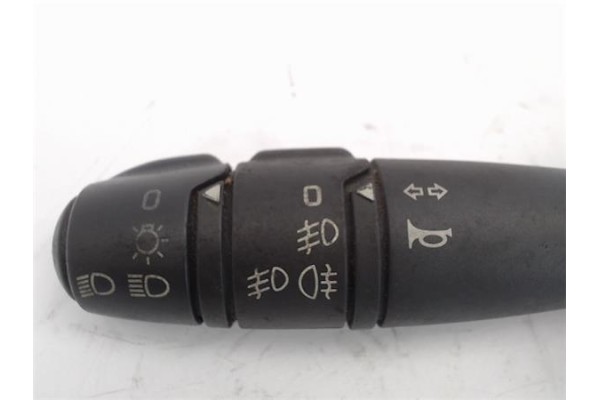 Recambio de mando intermitencia para renault clio ii fase i (b/cb0) referencia OEM IAM 36910F E0747 