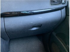 GUANTERA SALPICADERO 681080026R 