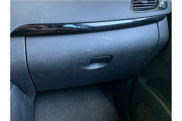 Recambio de guantera salpicadero para renault grand scénic iii (jz0/1_) 1.5 dci referencia OEM IAM 681080026R  