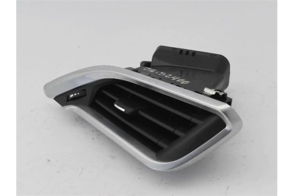 Recambio de rejilla entrada de aire para peugeot 2008 1.2 access referencia OEM IAM   