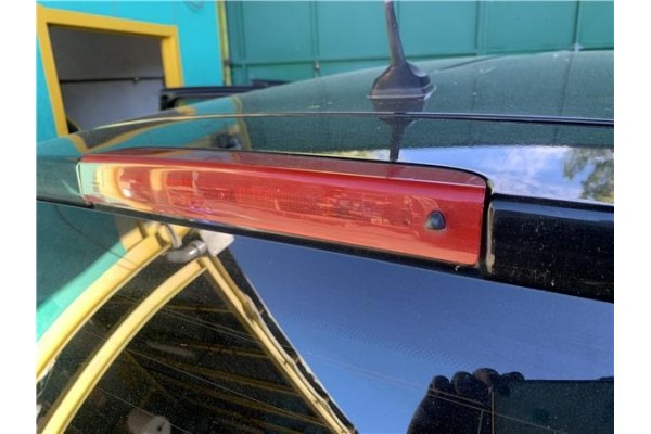 Recambio de luz central de freno para renault grand scénic iii (jz0/1_) 1.5 dci referencia OEM IAM A052480 208125 