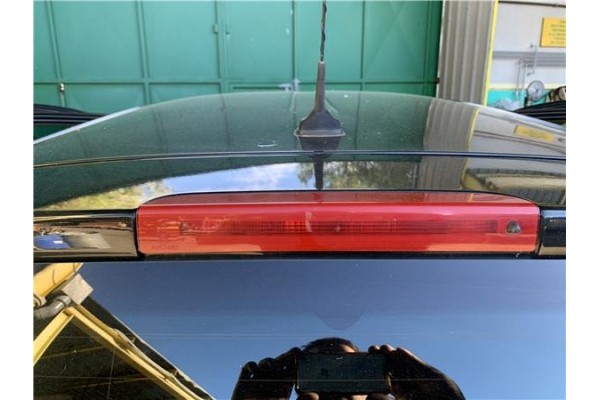 Recambio de luz central de freno para renault grand scénic iii (jz0/1_) 1.5 dci referencia OEM IAM A052480 208125 