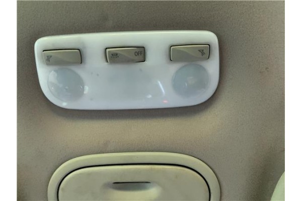 Recambio de luz delantero central techo para renault grand scénic iii (jz0/1_) 1.5 dci referencia OEM IAM 264300007R  