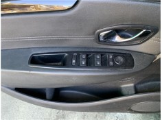 MANDO ELEVALUNAS DELANTERO IZQUIERDO 809610014R 