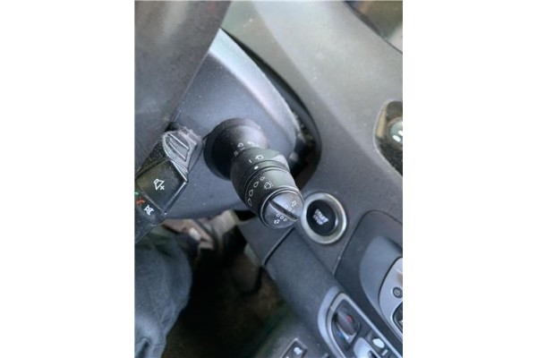 Recambio de mando intermitencia para renault grand scénic iii (jz0/1_) 1.5 dci referencia OEM IAM 255670016R  