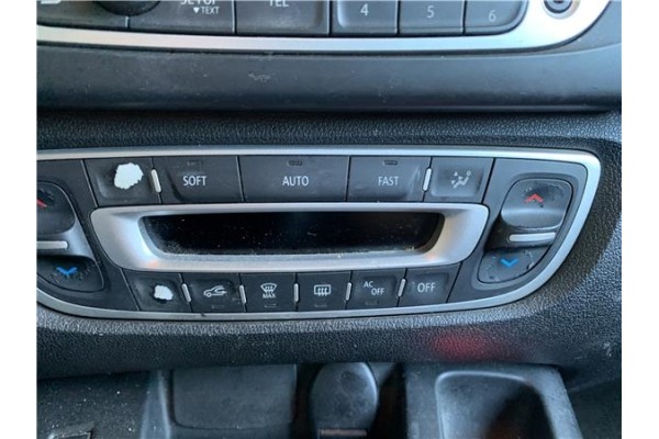 Recambio de mandos climatizador para renault grand scénic iii (jz0/1_) 1.5 dci referencia OEM IAM 275109409R  
