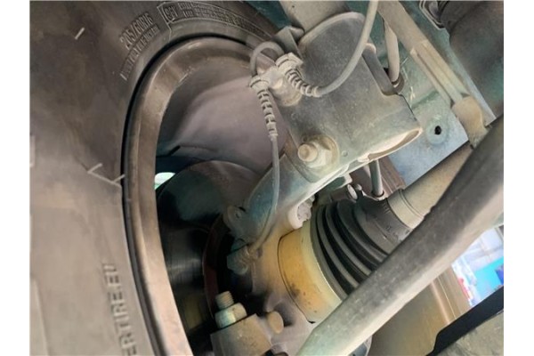 Recambio de mangueta delantero izquierda para renault grand scénic iii (jz0/1_) 1.5 dci referencia OEM IAM 400150083R  