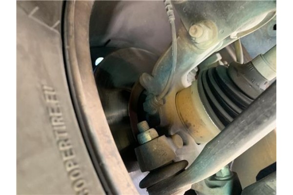 Recambio de mangueta delantero izquierda para renault grand scénic iii (jz0/1_) 1.5 dci referencia OEM IAM 400150083R  