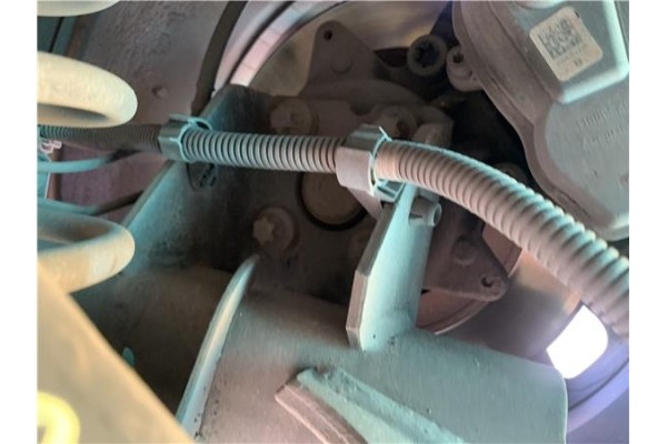 Recambio de mangueta trasero derecha para renault grand scénic iii (jz0/1_) 1.5 dci referencia OEM IAM 430180834R  