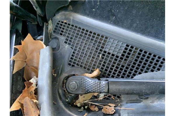 Recambio de motor limpiaparabrisas delantero para renault grand scénic iii (jz0/1_) 1.5 dci referencia OEM IAM 288106583R  