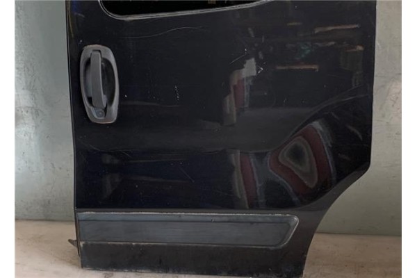 Recambio de puerta lat. corredera izquierda para fiat qubo (300) 1.3 active referencia OEM IAM 1353059080  