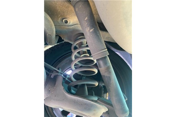 Recambio de muelle amortiguacion para renault grand scénic iii (jz0/1_) 1.5 dci referencia OEM IAM 550200061R  