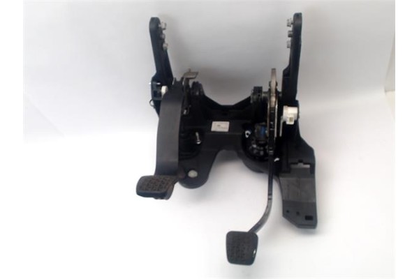 Recambio de juego pedales completo para opel astra j 1.6 referencia OEM IAM   