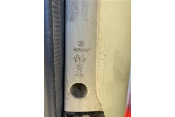 Recambio de piloto trasero derecho para renault grand scénic iii (jz0/1_) 1.5 dci referencia OEM IAM A056008 E208108 