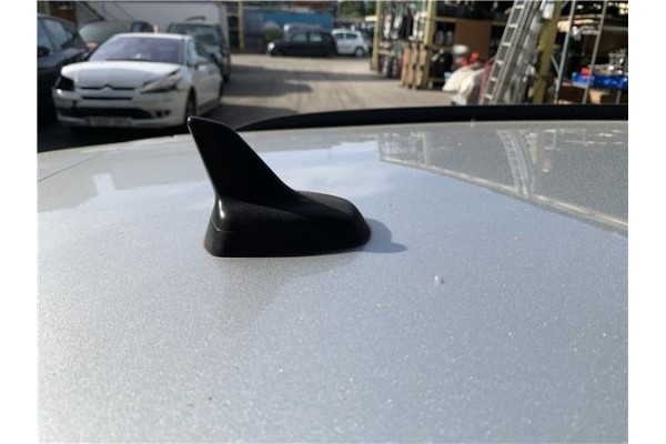 Recambio de antena electrica para audi a4 avant (8k5) 2.0 básico referencia OEM IAM 8K9035503A  