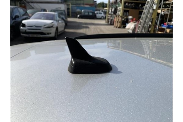 Recambio de antena electrica para audi a4 avant (8k5) 2.0 básico referencia OEM IAM 8K9035503A  