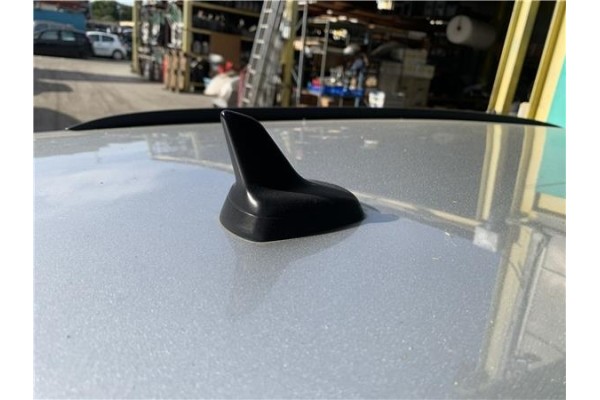 Recambio de antena electrica para audi a4 avant (8k5) 2.0 básico referencia OEM IAM 8K9035503A  