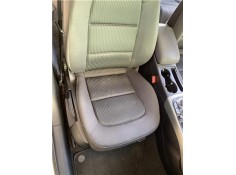 ASIENTO DELANTERO DERECHO 8K0881361 