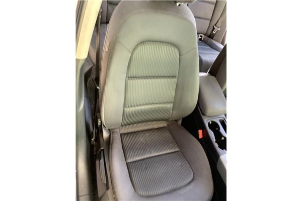 Recambio de asiento delantero derecho para audi a4 avant (8k5) 2.0 básico referencia OEM IAM 8K0881361  