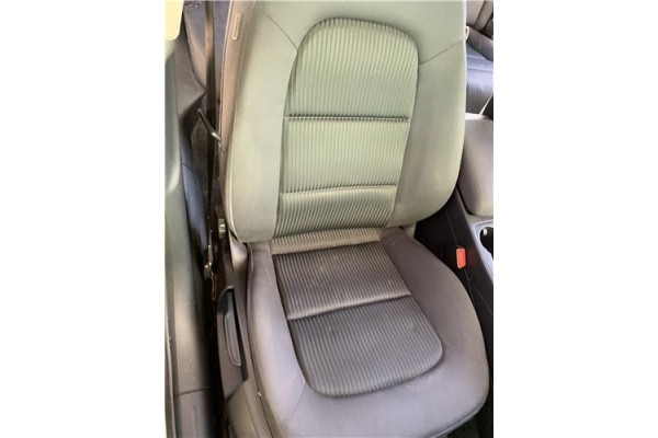 Recambio de asiento delantero derecho para audi a4 avant (8k5) 2.0 básico referencia OEM IAM 8K0881361  