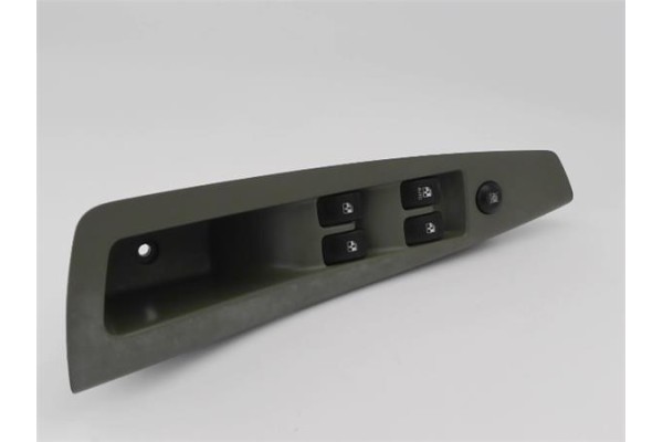 Recambio de mando elevalunas delantero izquierdo para chevrolet nubira wagon 2.0 cdx referencia OEM IAM   
