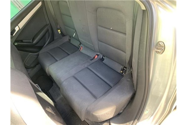 Recambio de asientos traseros para audi a4 avant (8k5) 2.0 básico referencia OEM IAM 8K0885305B 8K0885375 
