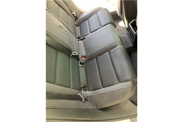 Recambio de asientos traseros para audi a4 avant (8k5) 2.0 básico referencia OEM IAM 8K0885305B 8K0885375 
