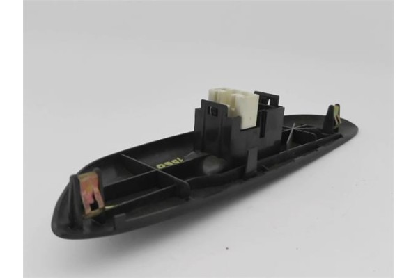 Recambio de mando elevalunas delantero derecho para toyota yaris (ncp1/nlp1/scp1) 1.4 d-4d referencia OEM IAM   