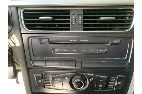 Recambio de autoradio para audi a4 avant (8k5) 2.0 básico referencia OEM IAM 8T1057110CX  