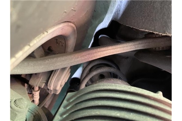 Recambio de brazo centro suspension trasero derecho para audi a4 avant (8k5) 2.0 básico referencia OEM IAM 8K0501530N  