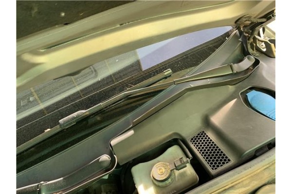Recambio de brazo limpiaparabrisas delantero izquierdo para audi a4 avant (8k5) 2.0 básico referencia OEM IAM 8K1955407  