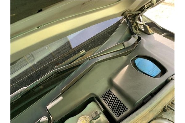Recambio de brazo limpiaparabrisas delantero izquierdo para audi a4 avant (8k5) 2.0 básico referencia OEM IAM 8K1955407  
