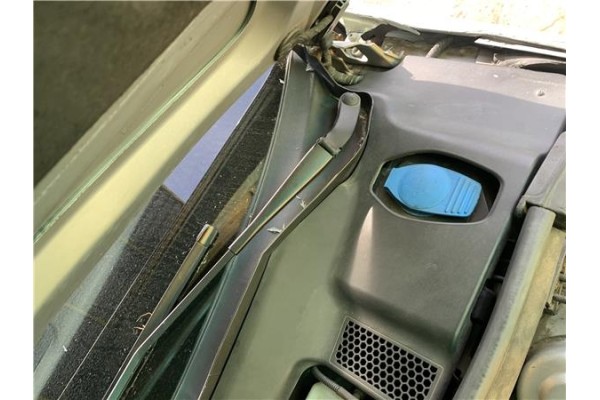 Recambio de brazo limpiaparabrisas delantero izquierdo para audi a4 avant (8k5) 2.0 básico referencia OEM IAM 8K1955407  