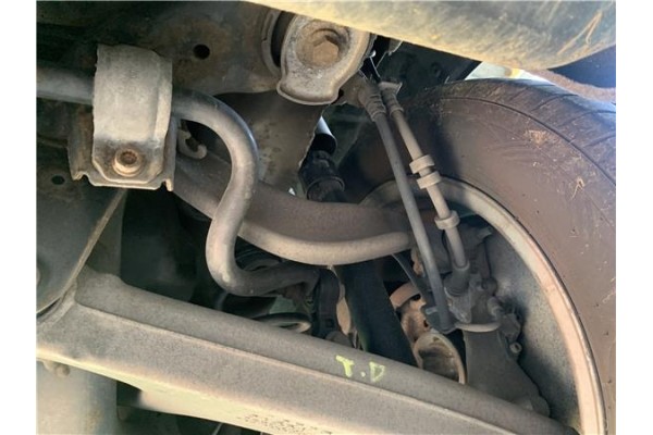 Recambio de brazo superior derecho suspension trasero para audi a4 avant (8k5) 2.0 básico referencia OEM IAM 8K0505324F 8K050532