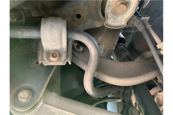 Recambio de brazo superior derecho suspension trasero para audi a4 avant (8k5) 2.0 básico referencia OEM IAM 8K0505324F 8K050532