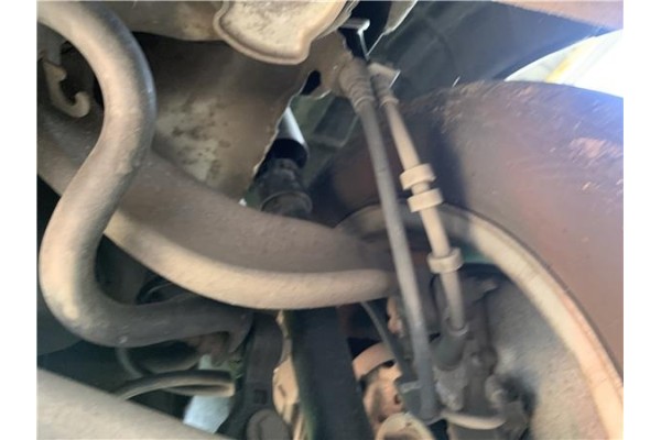 Recambio de brazo superior derecho suspension trasero para audi a4 avant (8k5) 2.0 básico referencia OEM IAM 8K0505324F 8K050532