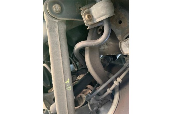 Recambio de brazo superior derecho suspension trasero para audi a4 avant (8k5) 2.0 básico referencia OEM IAM 8K0505324F 8K050532