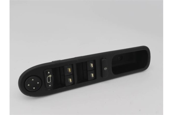 Recambio de mando elevalunas delantero izquierdo para peugeot 307 break (3e) 2.0 hdi 90 referencia OEM IAM   