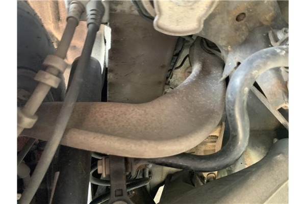 Recambio de brazo superior izquierdo suspension trasero para audi a4 avant (8k5) 2.0 básico referencia OEM IAM 8K0505323F 8K0505