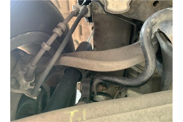 Recambio de brazo superior izquierdo suspension trasero para audi a4 avant (8k5) 2.0 básico referencia OEM IAM 8K0505323F 8K0505
