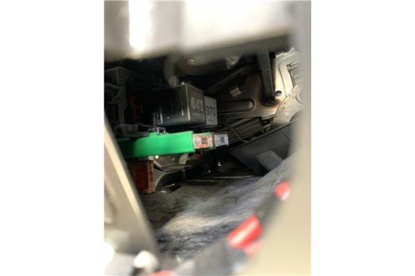 Recambio de caja fusibles/rele para audi a4 avant (8k5) 2.0 básico referencia OEM IAM 8K0941824  