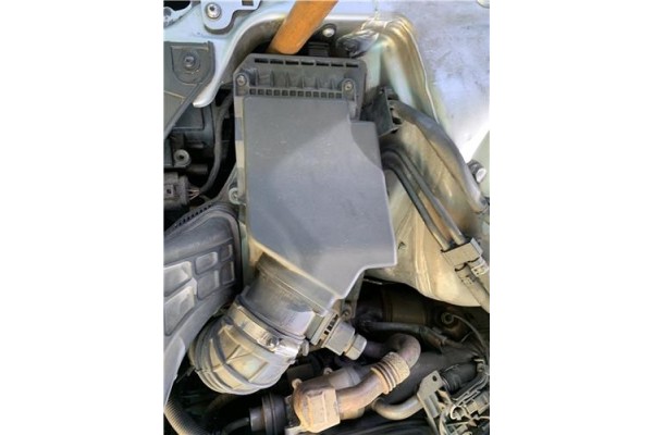 Recambio de carcasa filtro aire para audi a4 avant (8k5) 2.0 básico referencia OEM IAM 8K0133837BF 8K0133837BR 