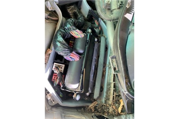 Recambio de centralita para audi a4 avant (8k5) 2.0 básico referencia OEM IAM 0281014235 1039S27693 