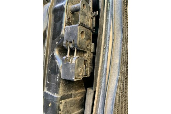 Recambio de cerradura capo para audi a4 avant (8k5) 2.0 básico referencia OEM IAM 8K0823509F 8K0823509G 