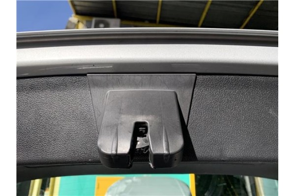 Recambio de cierre electromagnetico porton para audi a4 avant (8k5) 2.0 básico referencia OEM IAM 8K9827505A 8R0827505A 